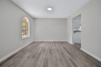 Building Photo - 13426 Balcrest Dr