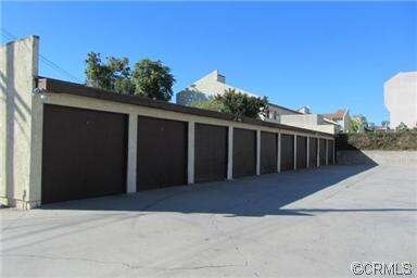 Building Photo - 415 Pomelo Ave