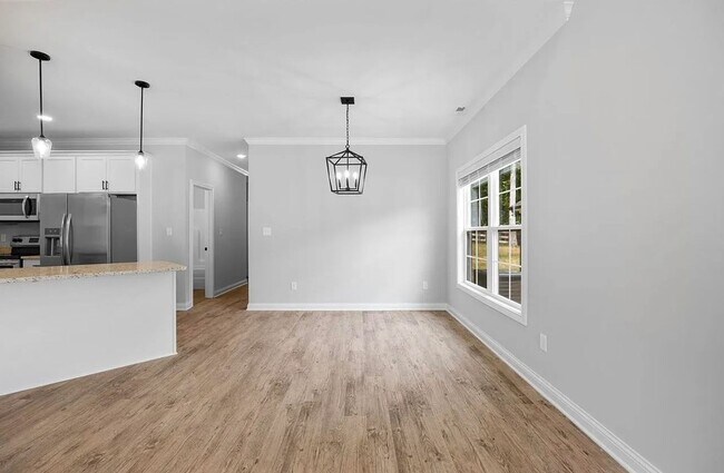 Building Photo - 6533 and 6537 Fortuna Court