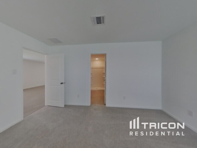 Building Photo - 3072 Dawn Sound Dr