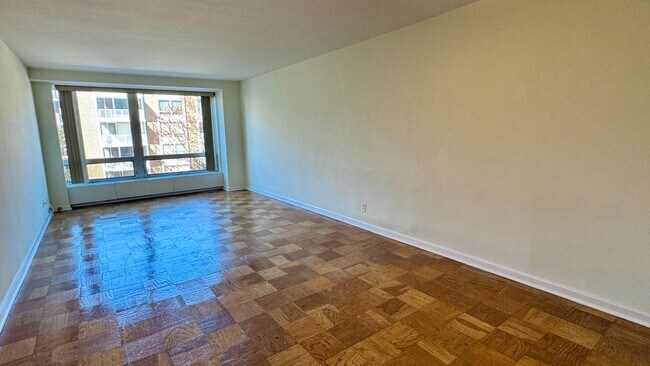 Foto del edificio - 1425 4th St SW
