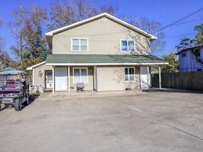 Photo - 718 Juniper Dr Apartment