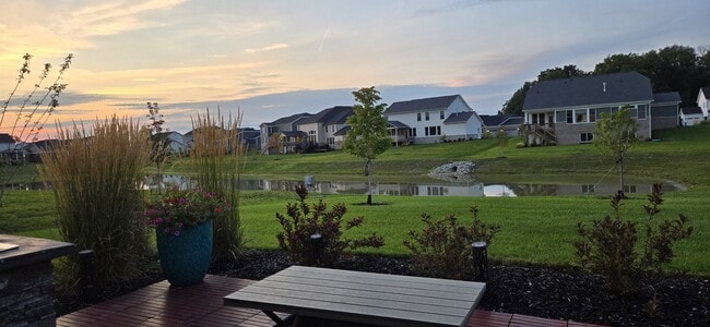 Foto del edificio - 228 Oakhurst Wy