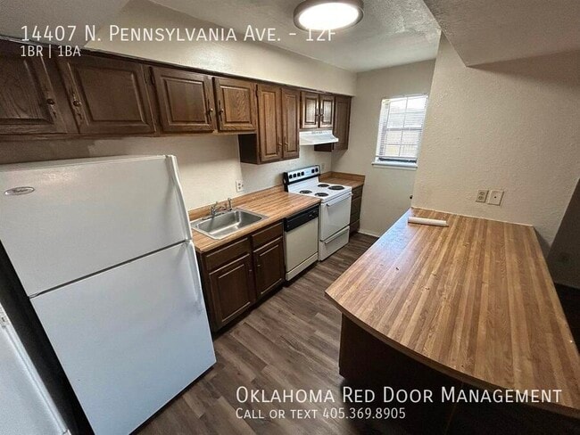 Foto del edificio - 14407 N Pennsylvania Ave