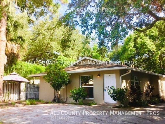 Primary Photo - Minutes from Downtown Sarasota/Washer/Drye...