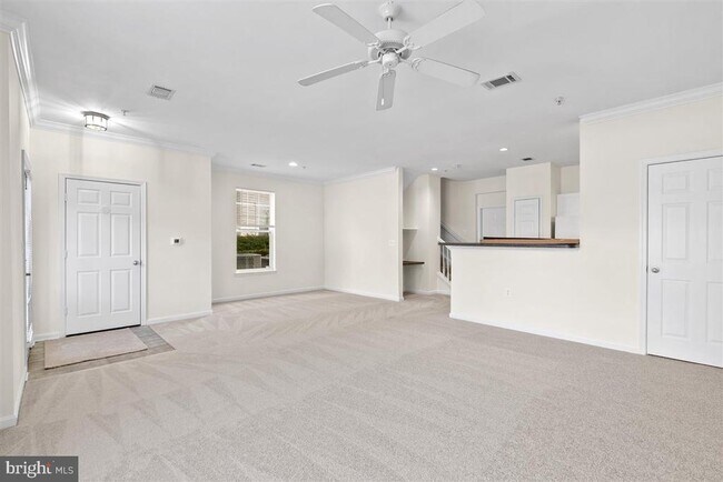 Building Photo - 11375 Aristotle Dr