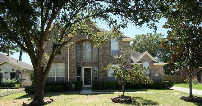 Building Photo - 3811 Stableridge Dr