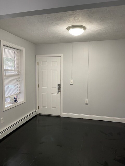 Primary Photo - 41 Harbor St