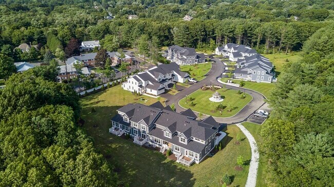 Foto del edificio - 27 Lily Pond Ln