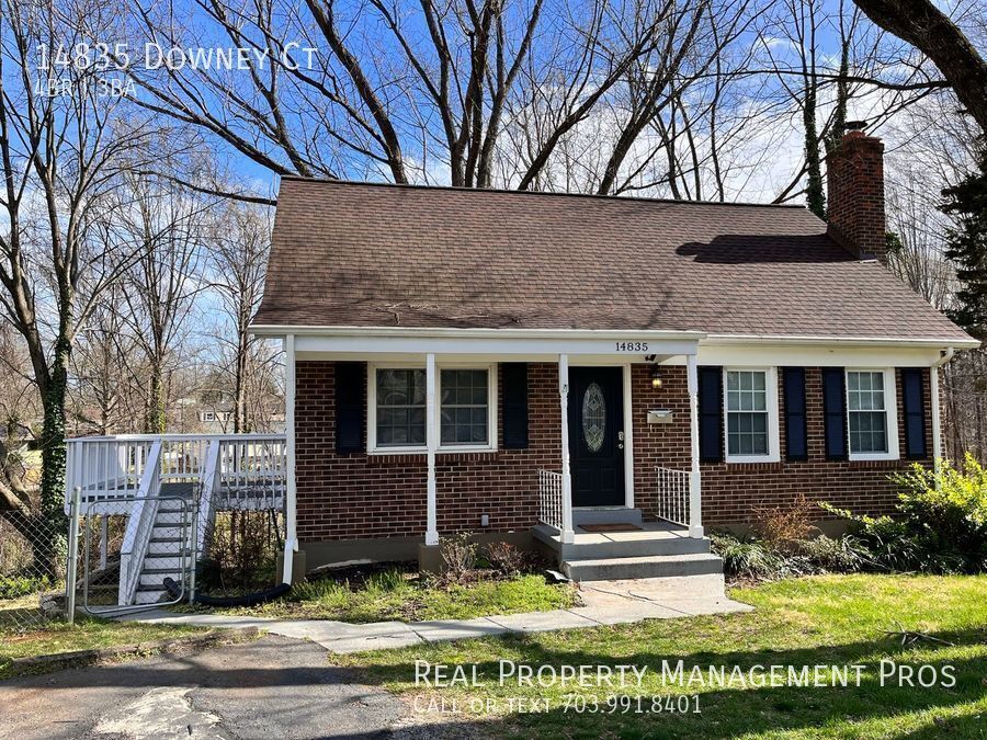 Primary Photo - Qualify for a zero deposit option/deck bac...
