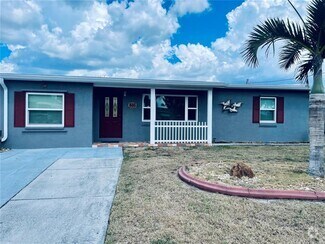 Building Photo - 631 Palmetto Dr