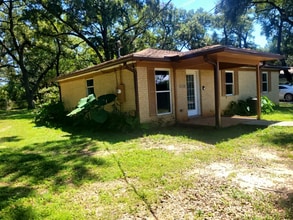 Building Photo - 6590 Dewrell Square