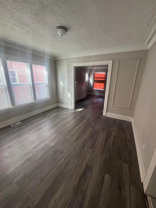 Foto del edificio - 2927 Calvert Ave