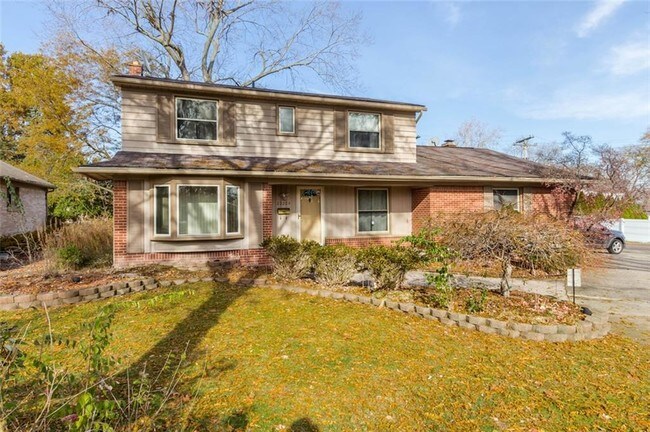 Building Photo - 22204 Dolphin Ct