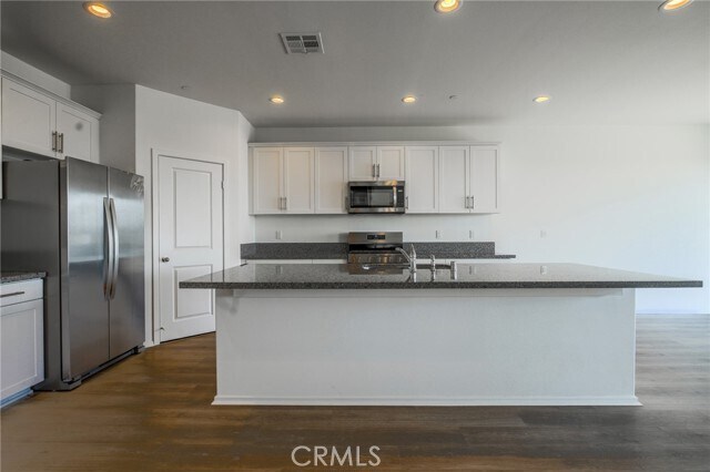 Building Photo - 4262 Empressa Cir