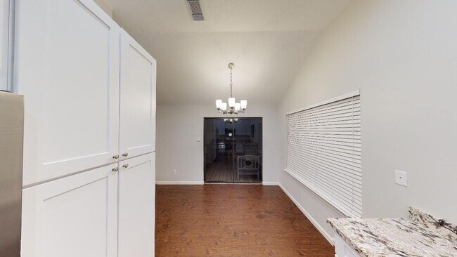 Building Photo - 90 S Cobble Hill Cir