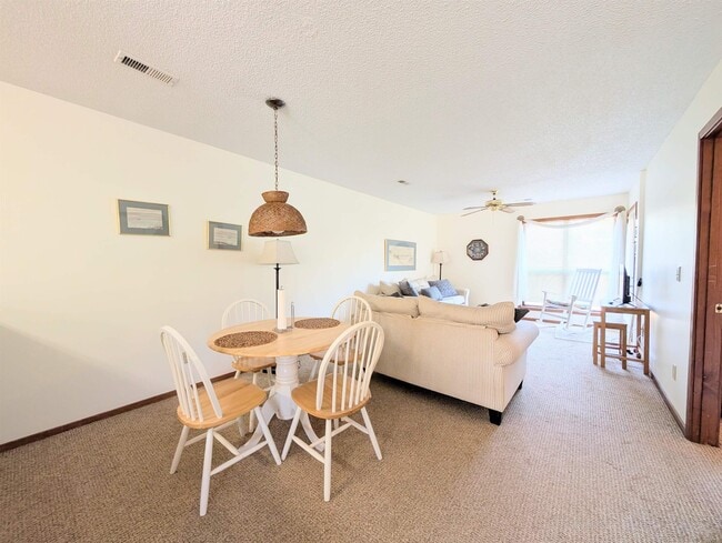 Building Photo - 4489 Little River Inn Ln