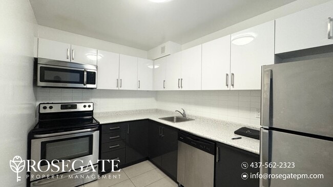 Building Photo - Newly Renovated 1-Bedroom Condo in Mississ...