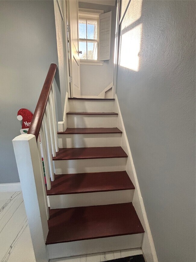 Foto del edificio - 2 Bayvilla Dr