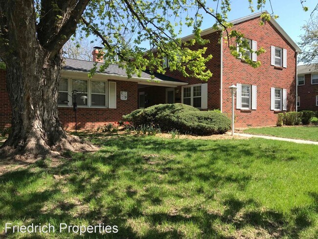 Building Photo - 1813 Duff Ave