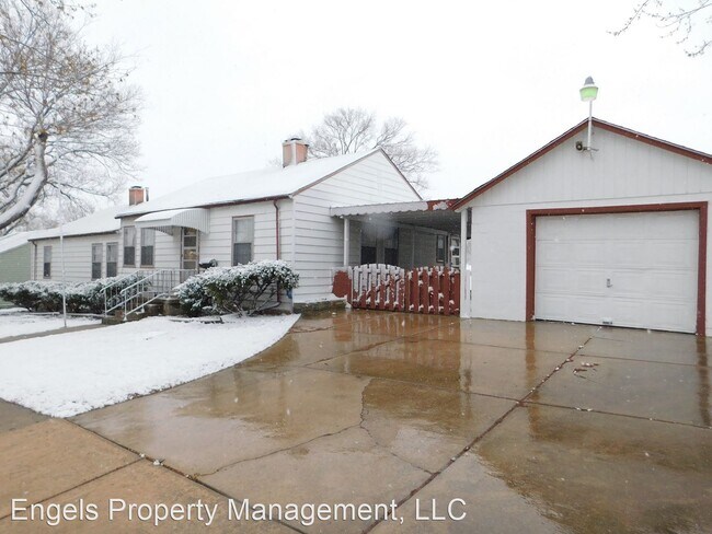 Building Photo - 4 br, 2 bath House - 3455 E Sunnybrook Ln