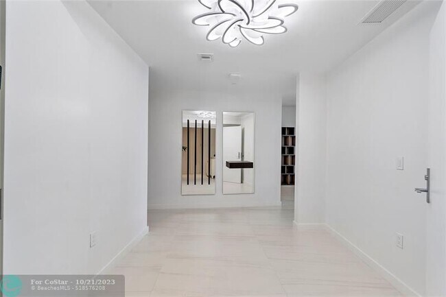 Foto del edificio - 2200 N Ocean Blvd