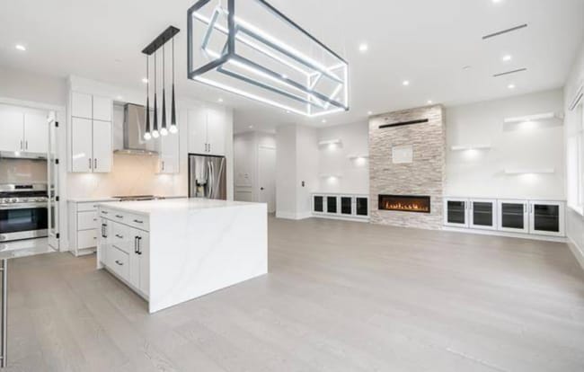 Building Photo - 23087 134 Loop