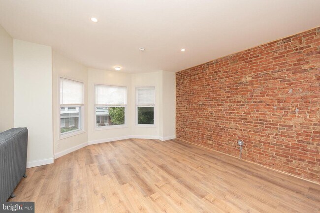 Foto del edificio - 142 W Sharpnack St