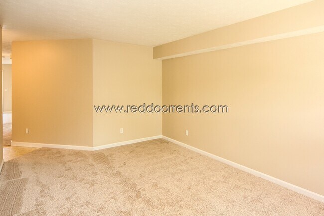 Foto del edificio - Coming Soon! South Indianapolis Townhome!!!