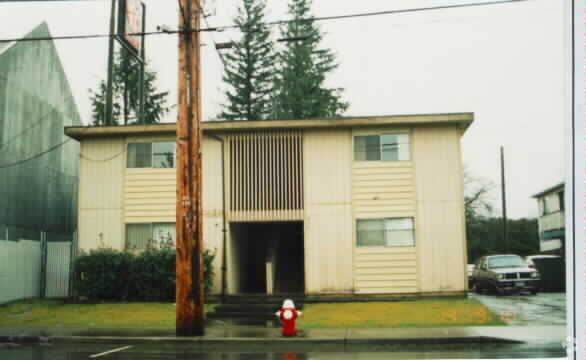 Primary Photo - 810 Main St