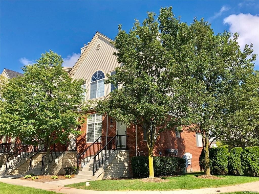 Primary Photo - 30673 Ardmore Ct