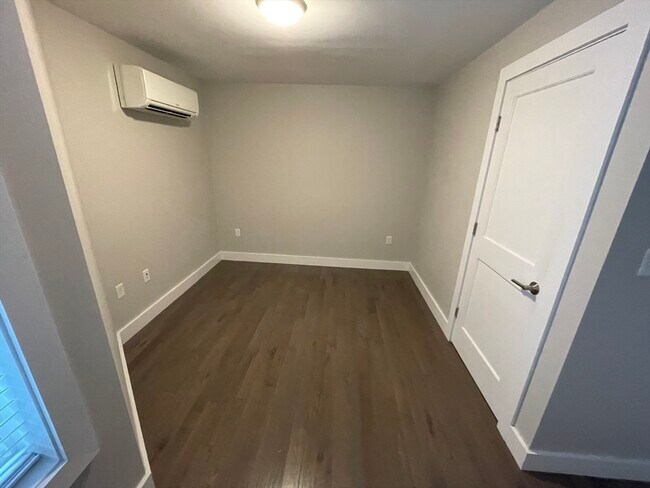 Foto del edificio - 543 Dorchester Ave