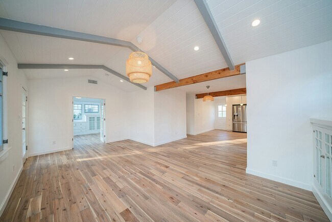 Foto del edificio - 3401 London St