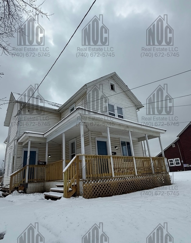 Primary Photo - 1236 1236 1/2 E. Locust St. - 1236