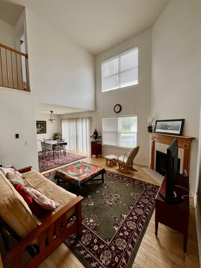 Building Photo - 3259 Cool Springs Ct