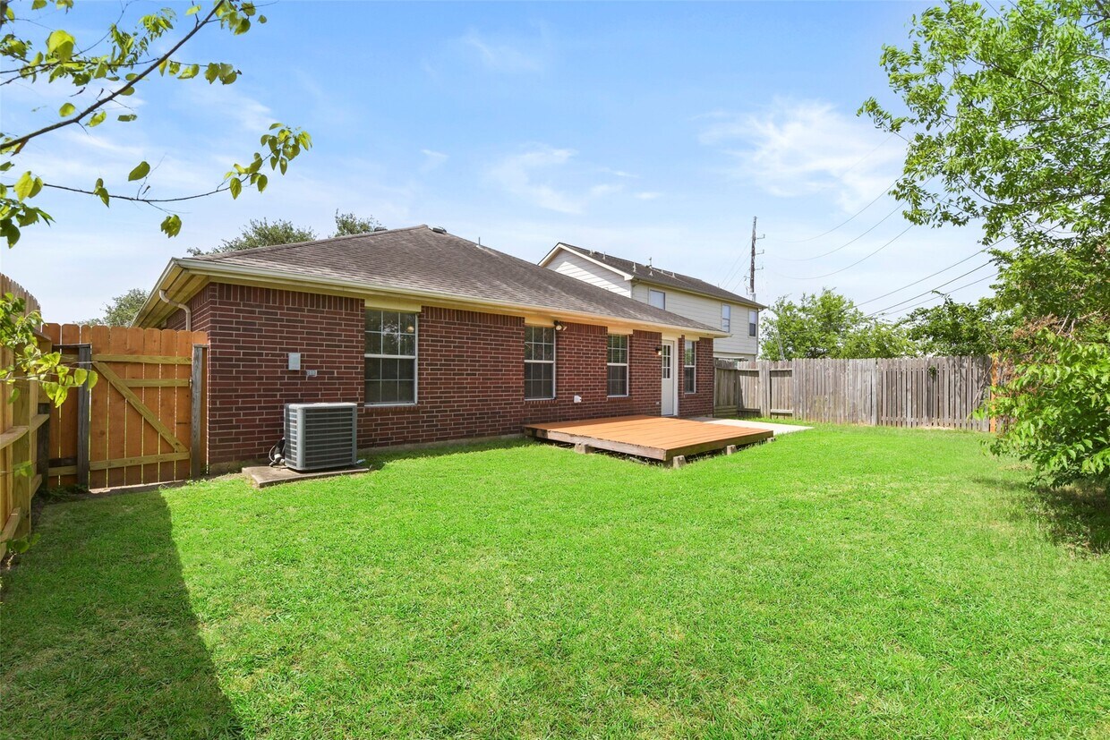 Building Photo - 21106 Blackbluff Ct