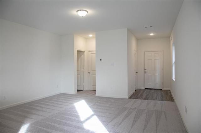 Foto del edificio - 605 Colgate Cir