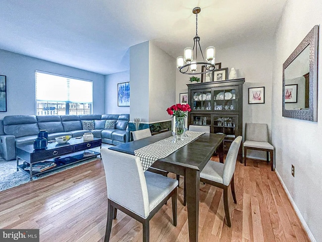 Building Photo - 20780 Dockside Terrace
