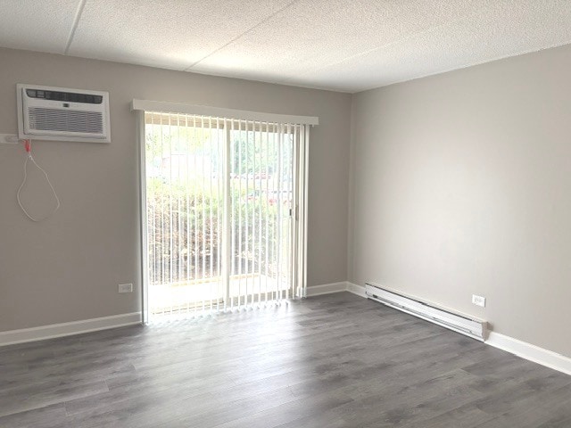 Building Photo - 230 Springhill Dr