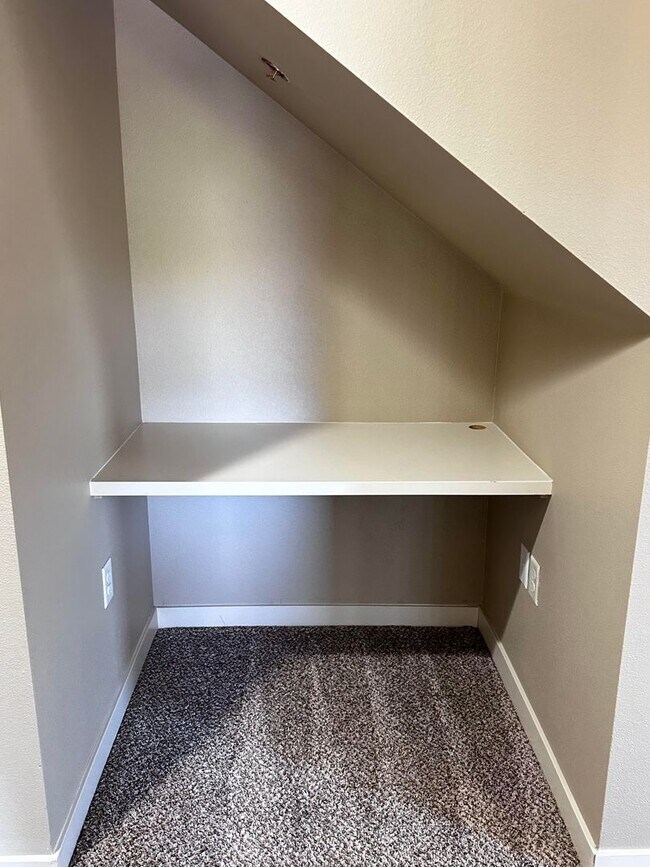 Foto del edificio - Shallow Creek J