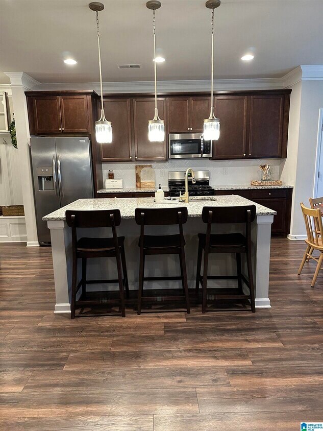 Foto del edificio - 6507 Creek Cir