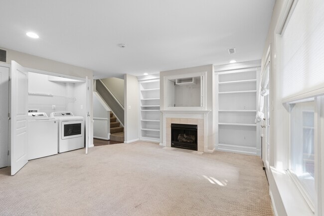 Building Photo - 21504 Welby Terrace