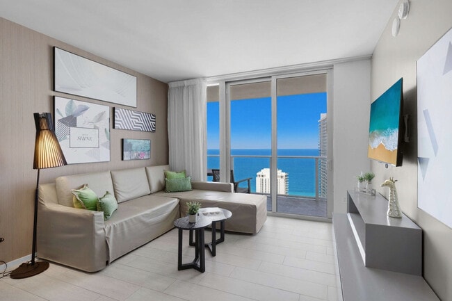 Building Photo - 4010 S Ocean Dr