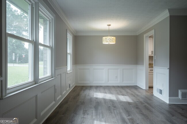 Foto del edificio - 1030 Carriage Hill Rd