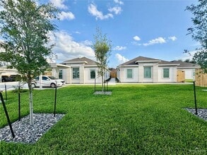 Building Photo - 7703 N 58th Ln