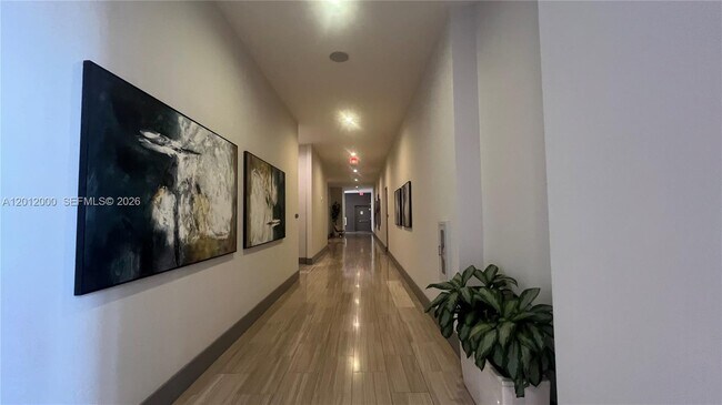Foto del edificio - 5350 NW 84th Ave