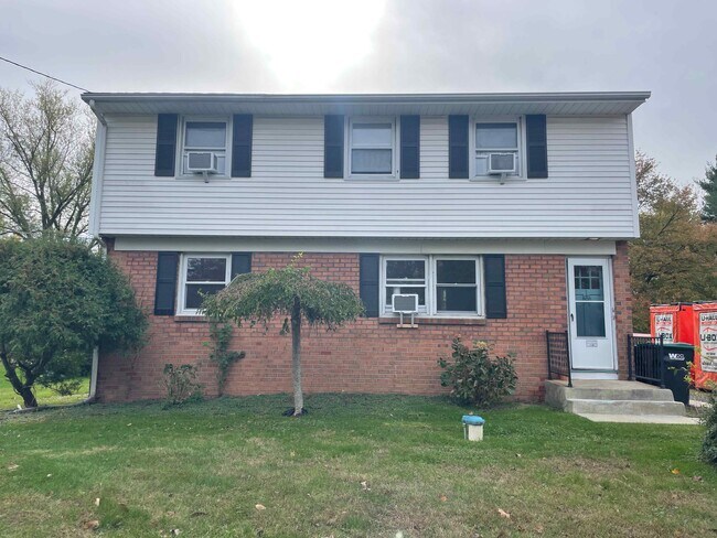 Foto del edificio - 18 Crest Ave