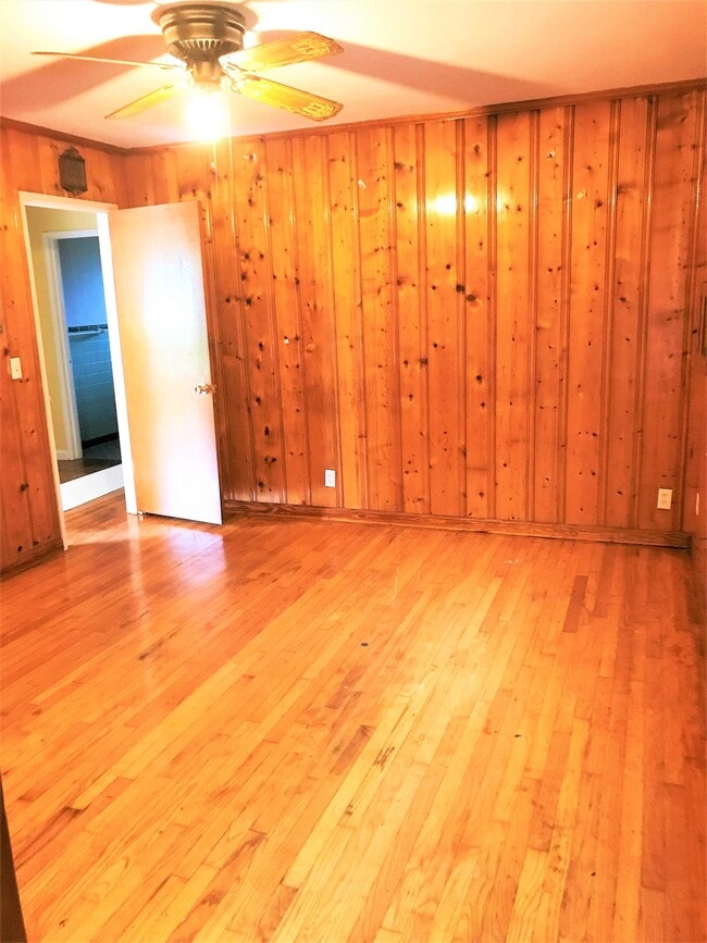 Foto del edificio - 1174 Rosedale Dr