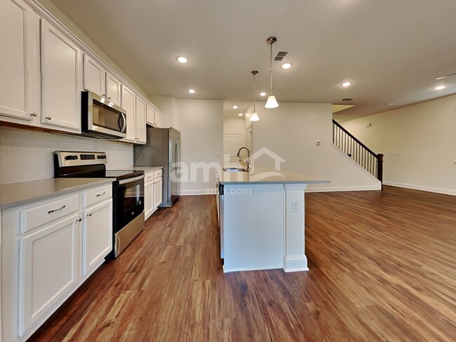 Building Photo - 41 Elcano Ln
