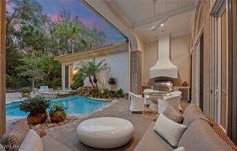 Building Photo - 15627 Villoresi Way